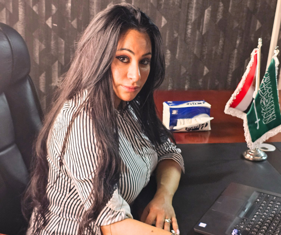 Mme Dina Dimitri · Directrice EFDA / Franchise International